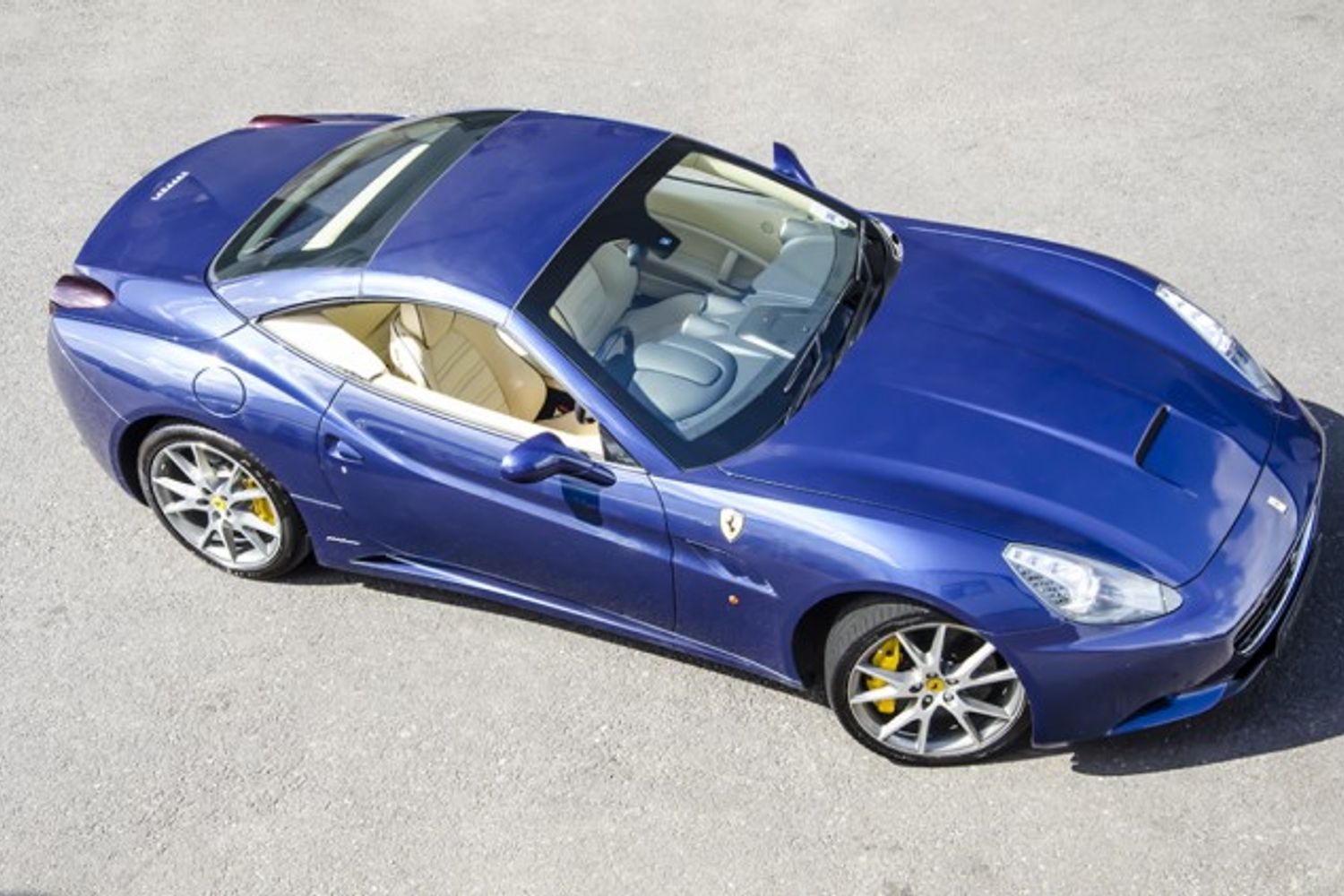 FERRARI CALIFORNIA CONVERTIBLE 2+ F1