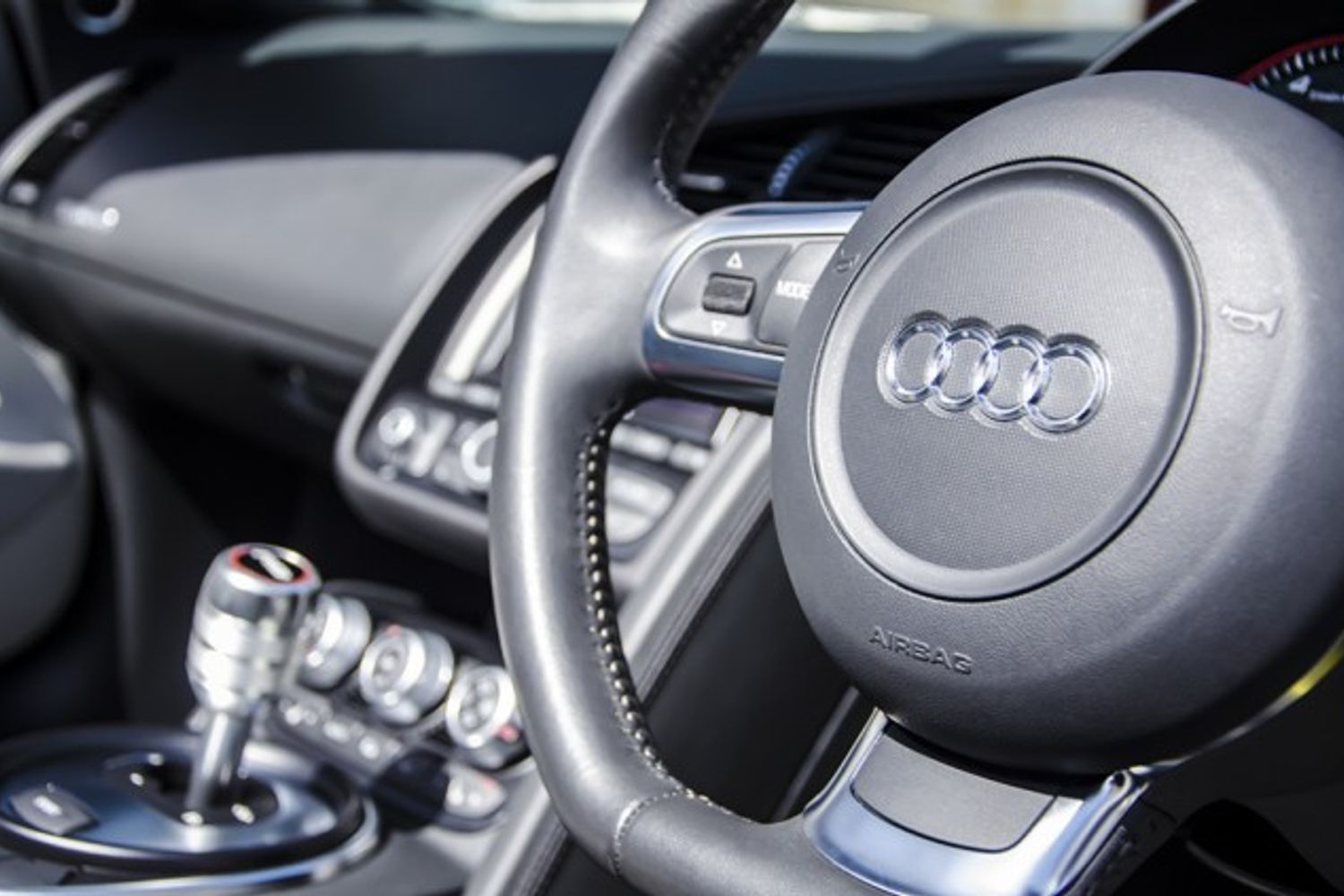 AUDI R8 SPYDER 5.2 FSI Quattro R Tronic