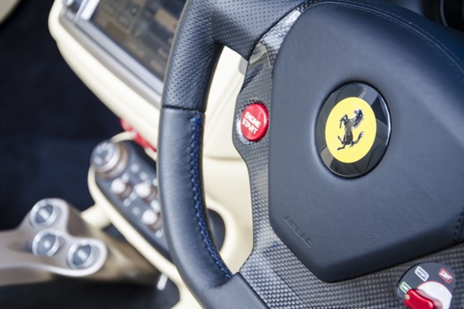 FERRARI CALIFORNIA CONVERTIBLE 2+ F1