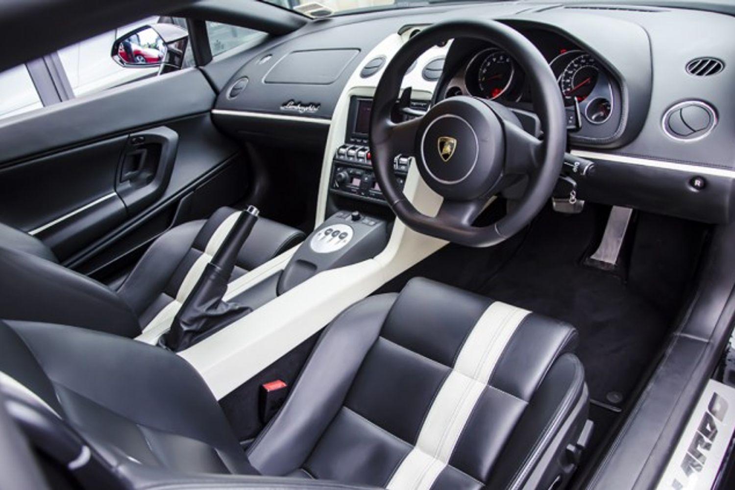 LAMBORGHINI Gallardo LP550-2 Balboni