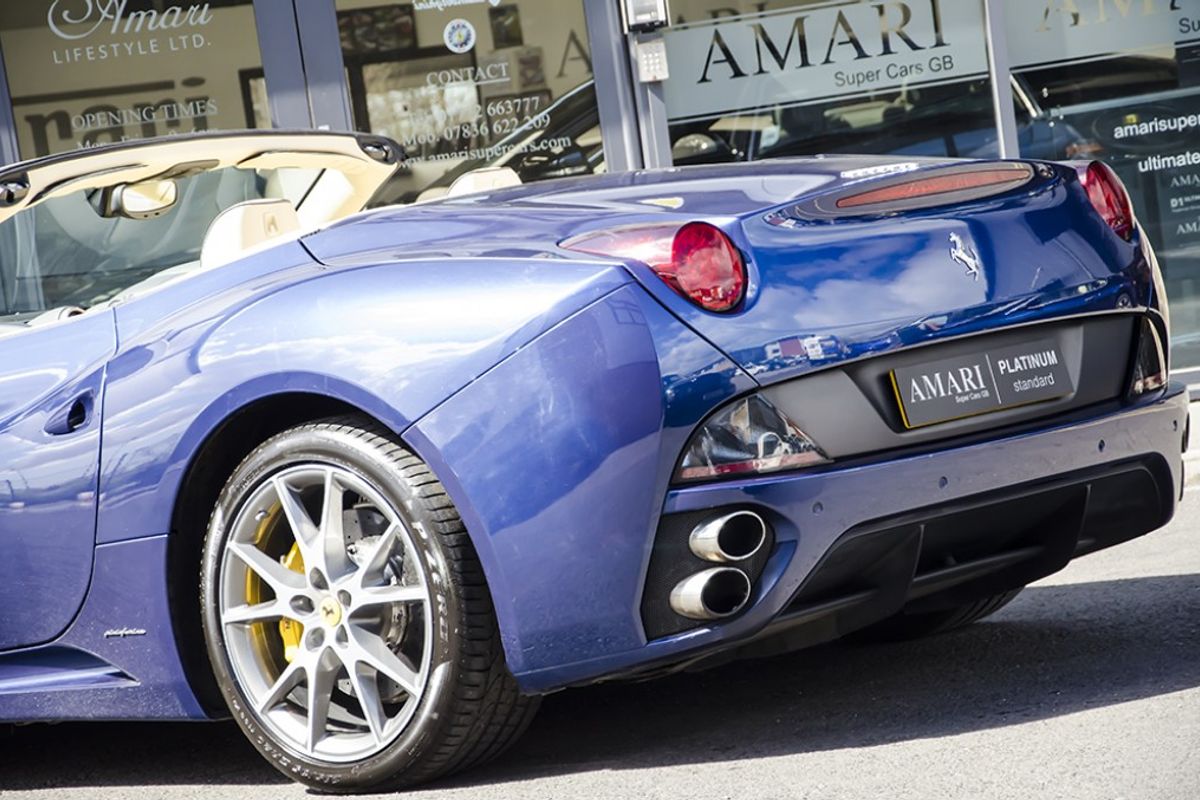FERRARI CALIFORNIA CONVERTIBLE 2+ F1