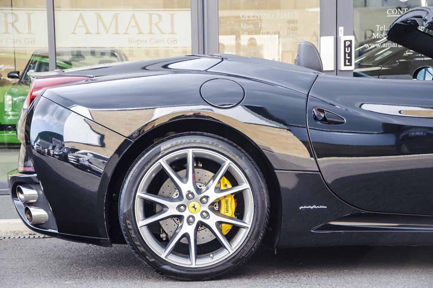 FERRARI CALIFORNIA CONVERTIBLE 2+ F1