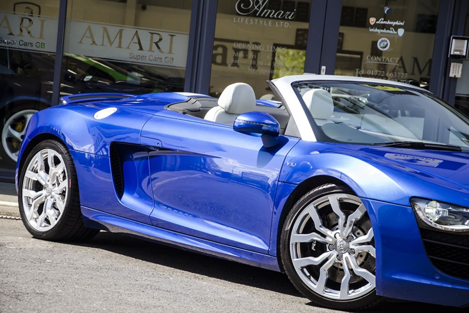 AUDI R8 SPYDER 5.2 FSI Quattro R Tronic