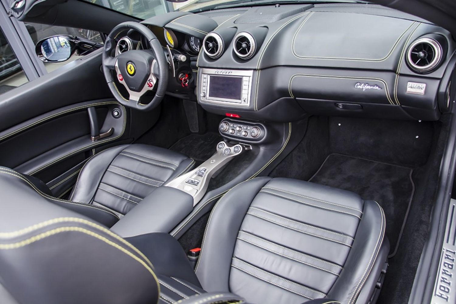FERRARI CALIFORNIA CONVERTIBLE 2+ F1