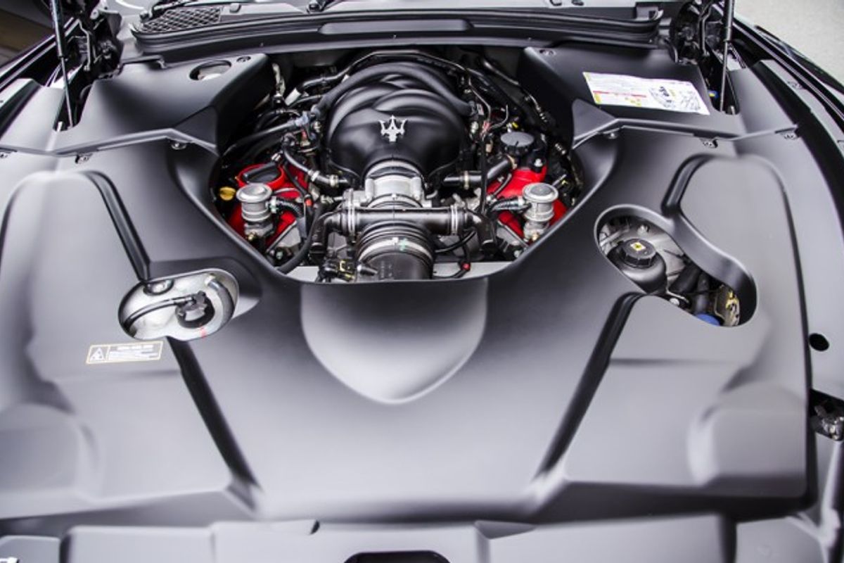 MASERATI GRANTURISMO COUPE V8 MC Stradale MC Shift