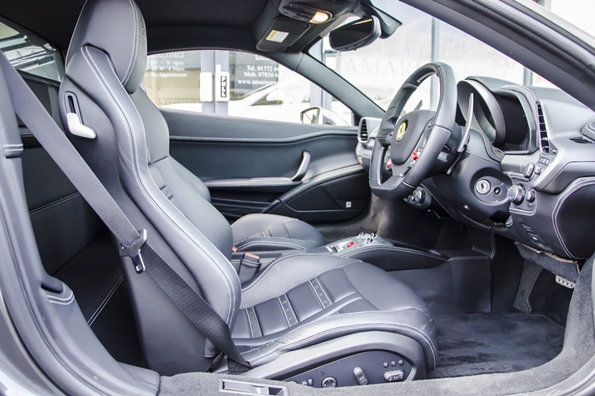 FERRARI 458 COUPE Italia Auto