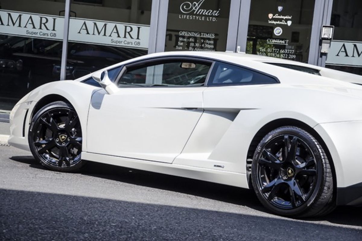 LAMBORGHINI GALLARDO COUPE LP 560-4 E Gear