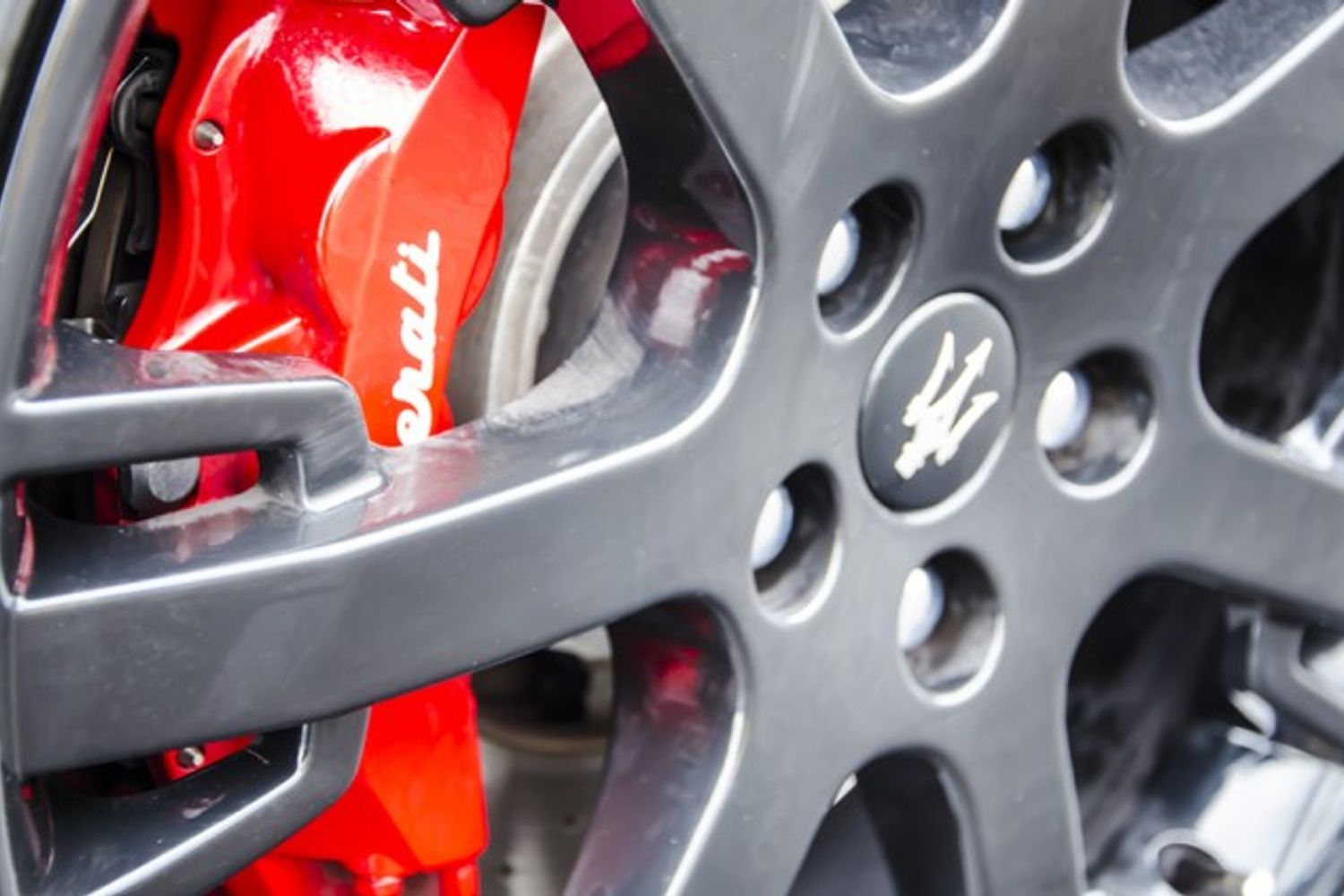 MASERATI GRANTURISMO COUPE V8 S MC Shift