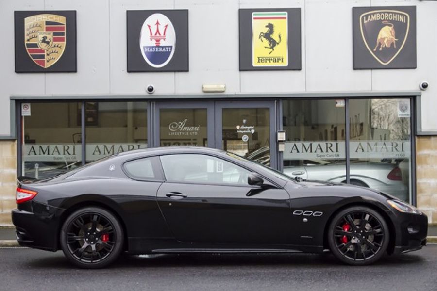 2010 MASERATI GRANTURISMO COUPE