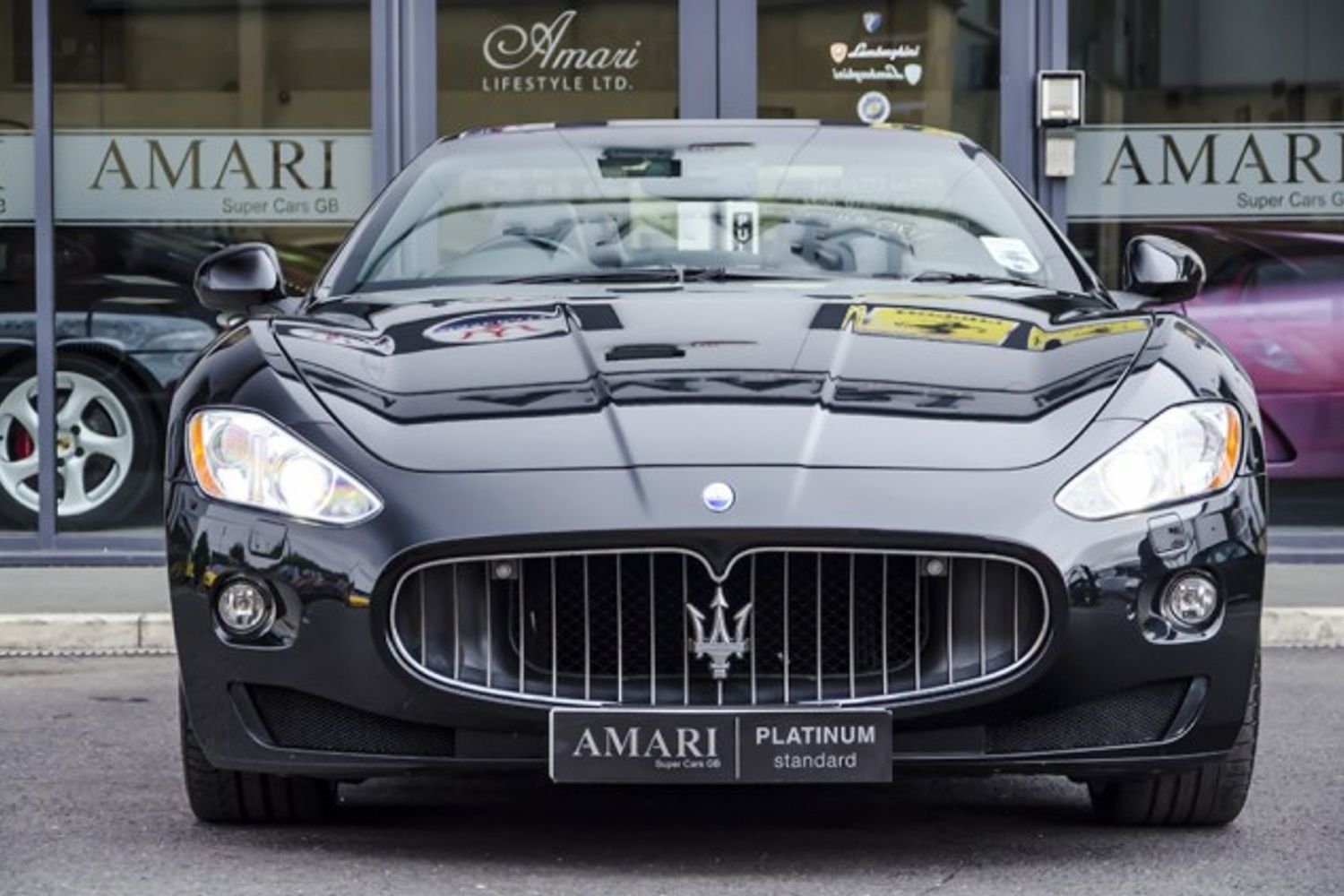 MASERATI GRANCABRIO CONVERTIBLE V8 Auto