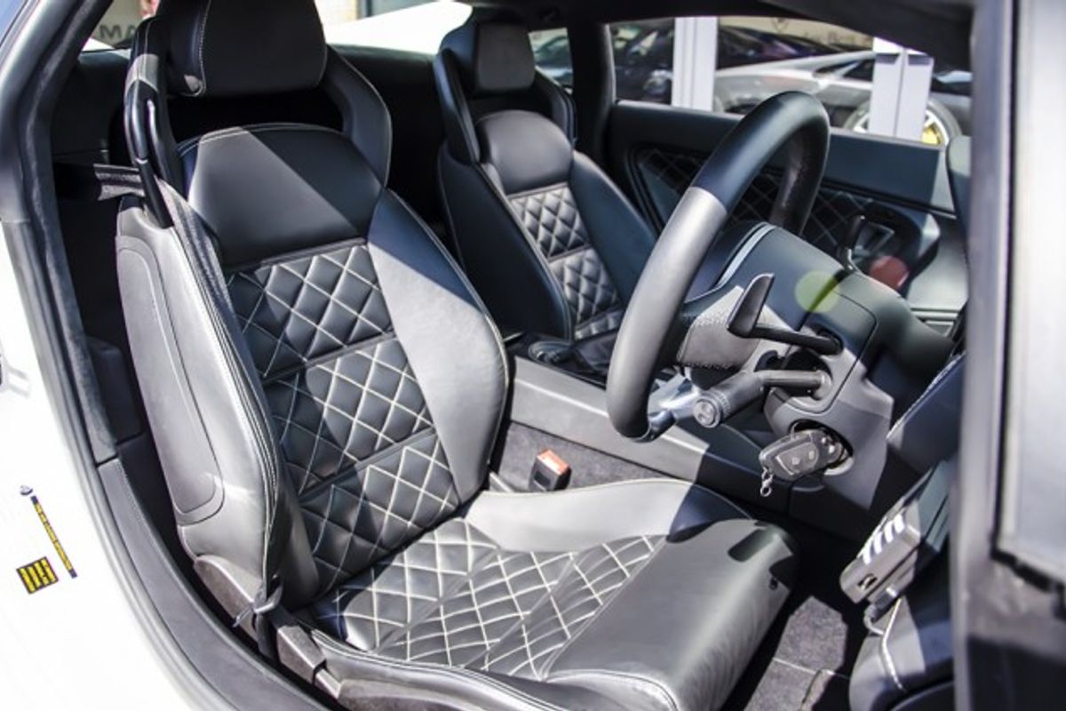 LAMBORGHINI GALLARDO COUPE LP 560-4 E Gear