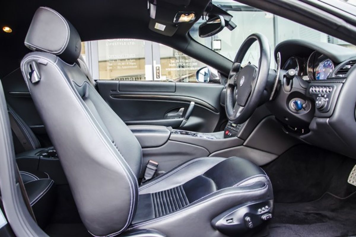 MASERATI GRANTURISMO COUPE V8 S MC Shift