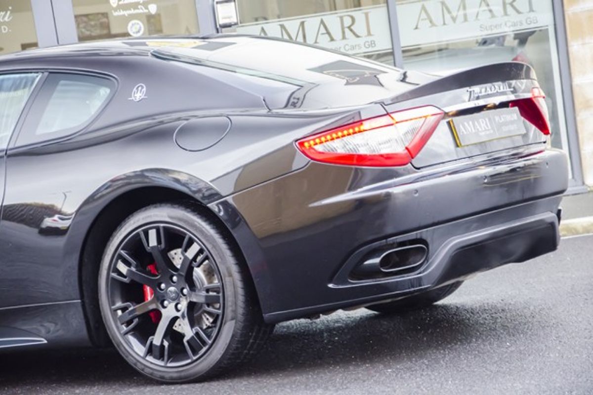 MASERATI GRANTURISMO COUPE V8 S MC Shift