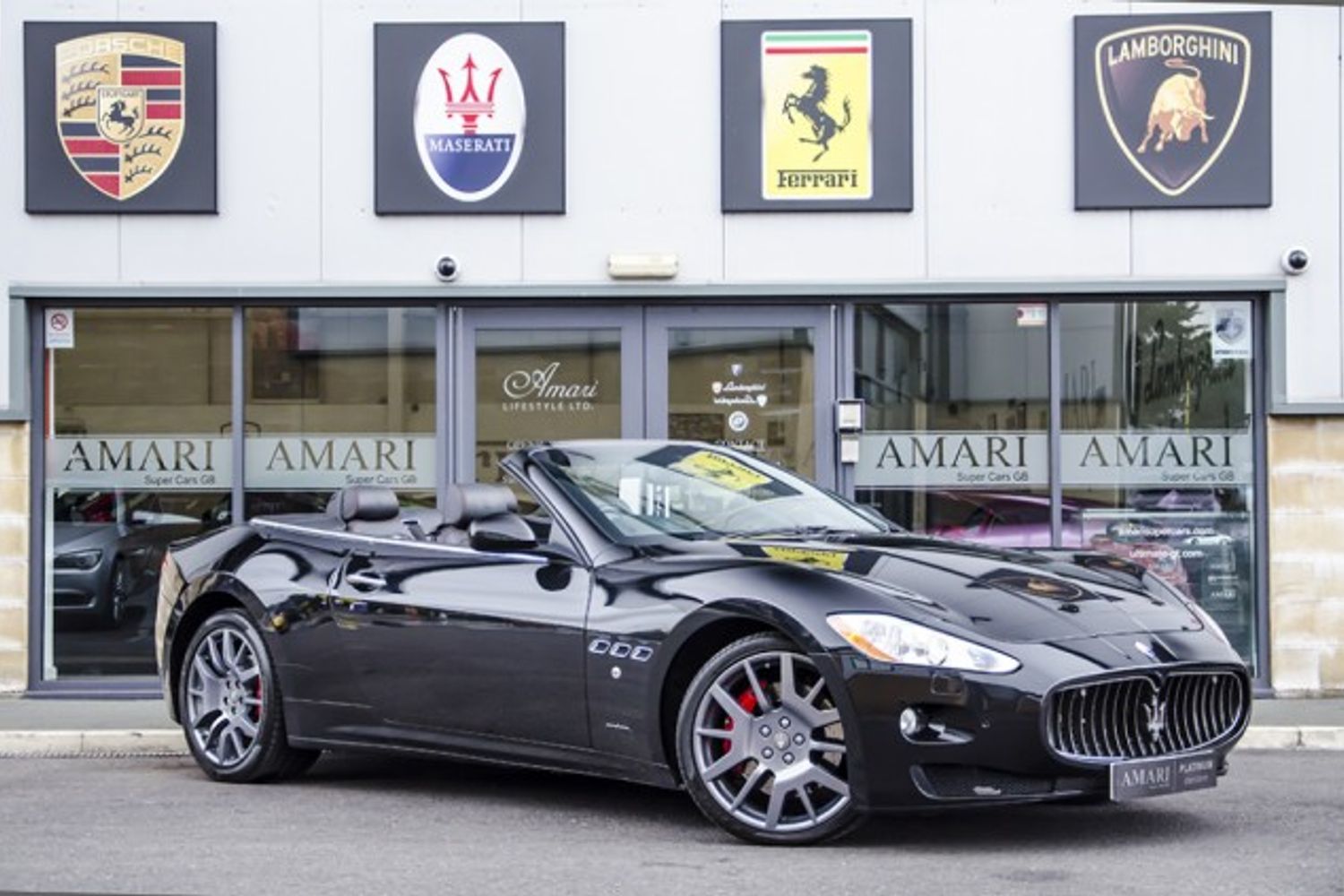 MASERATI GRANCABRIO CONVERTIBLE V8 Auto
