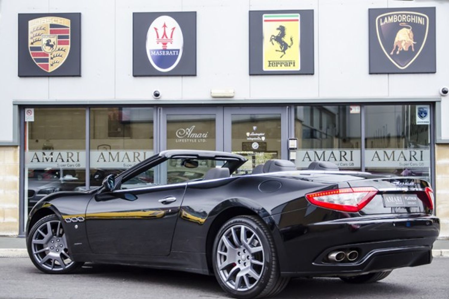 MASERATI GRANCABRIO CONVERTIBLE V8 Auto