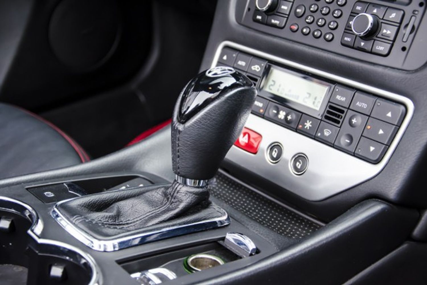 MASERATI GRANCABRIO CONVERTIBLE V8 Auto