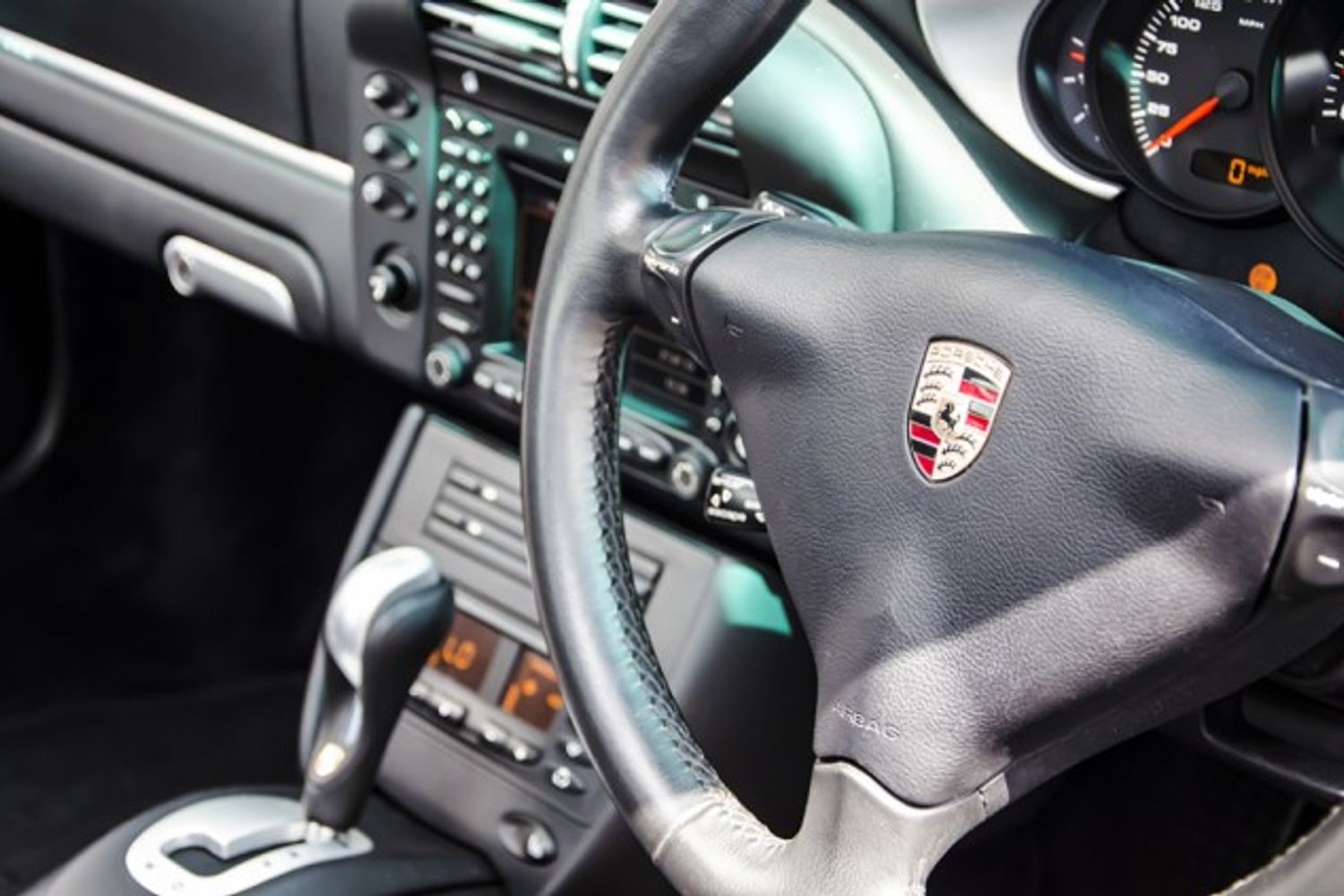 PORSCHE 911 [996] CARRERA 4 COUPE S Tiptronic S