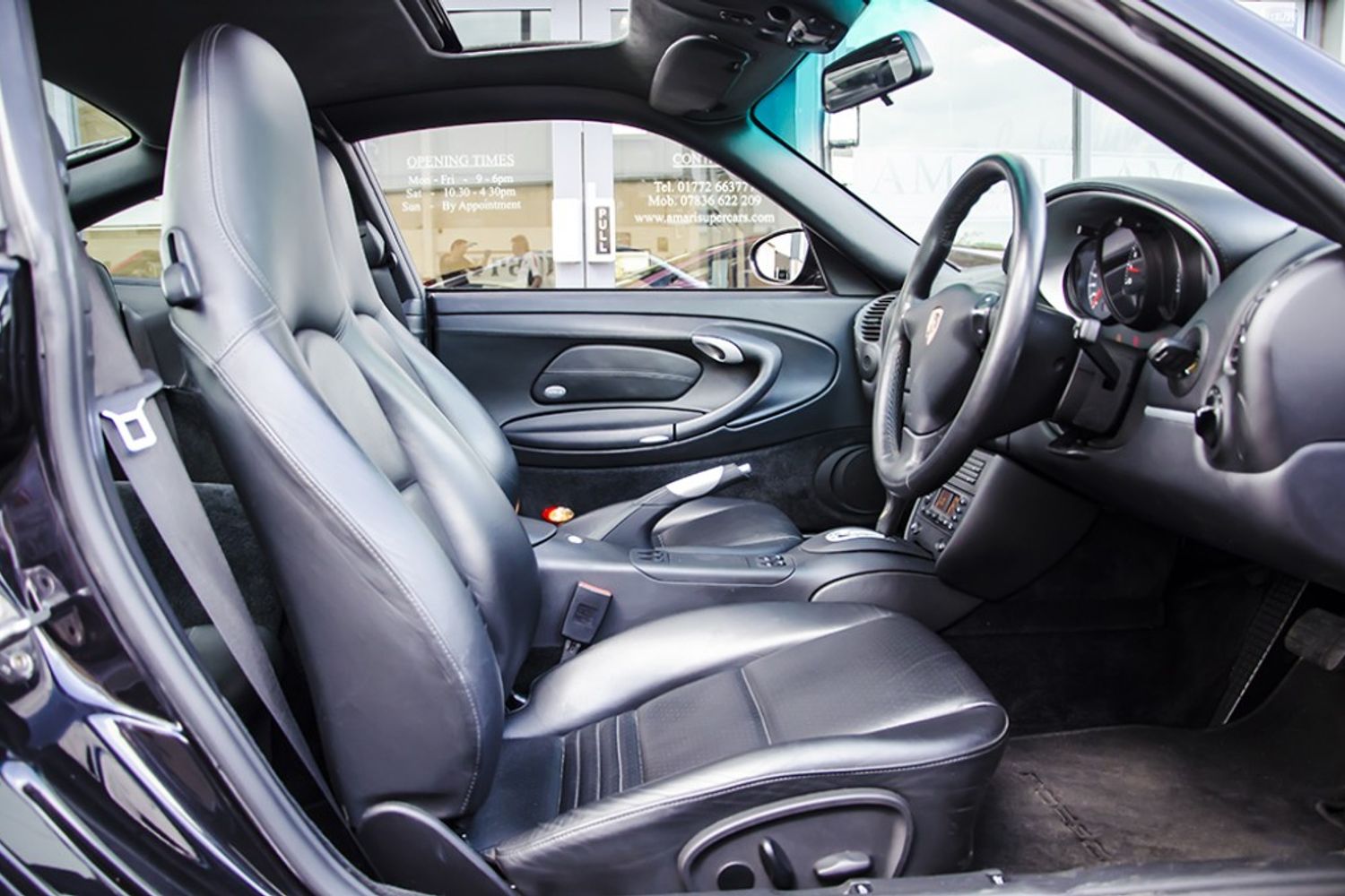 PORSCHE 911 [996] CARRERA 4 COUPE S Tiptronic S
