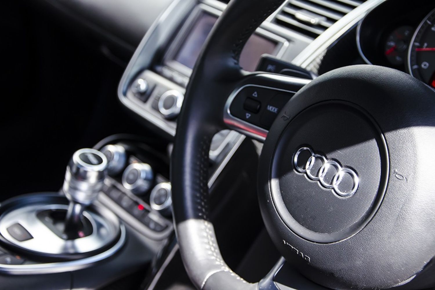 AUDI R8 COUPE 4.2 FSI Quattro R Tronic