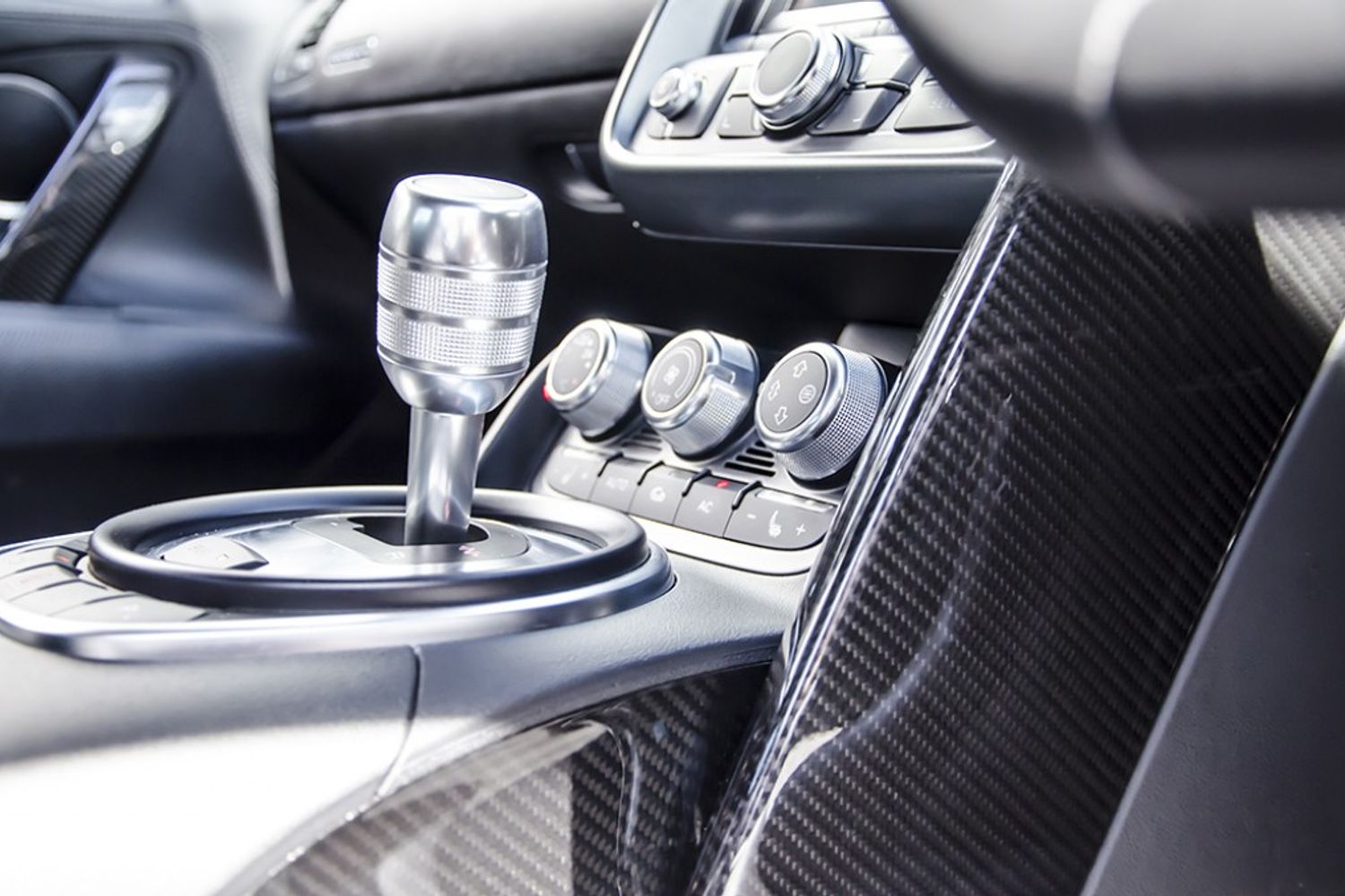 AUDI R8 COUPE 4.2 FSI Quattro R Tronic