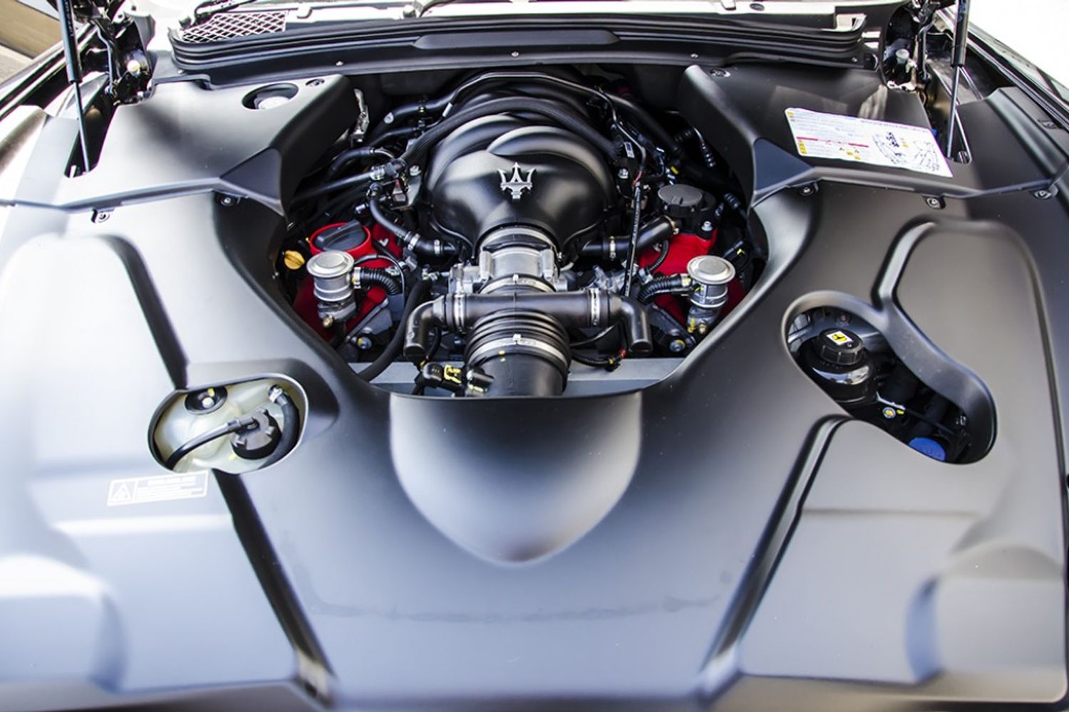 MASERATI GRANTURISMO COUPE V8 S MC Shift