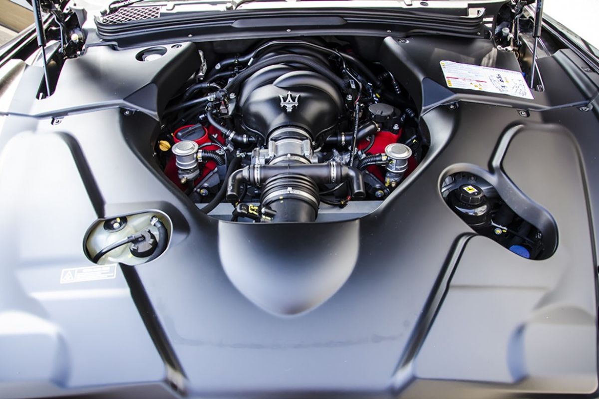 MASERATI GRANTURISMO COUPE V8 S MC Shift