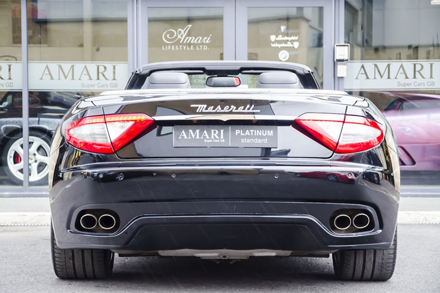 MASERATI GRANCABRIO CONVERTIBLE V8 Auto