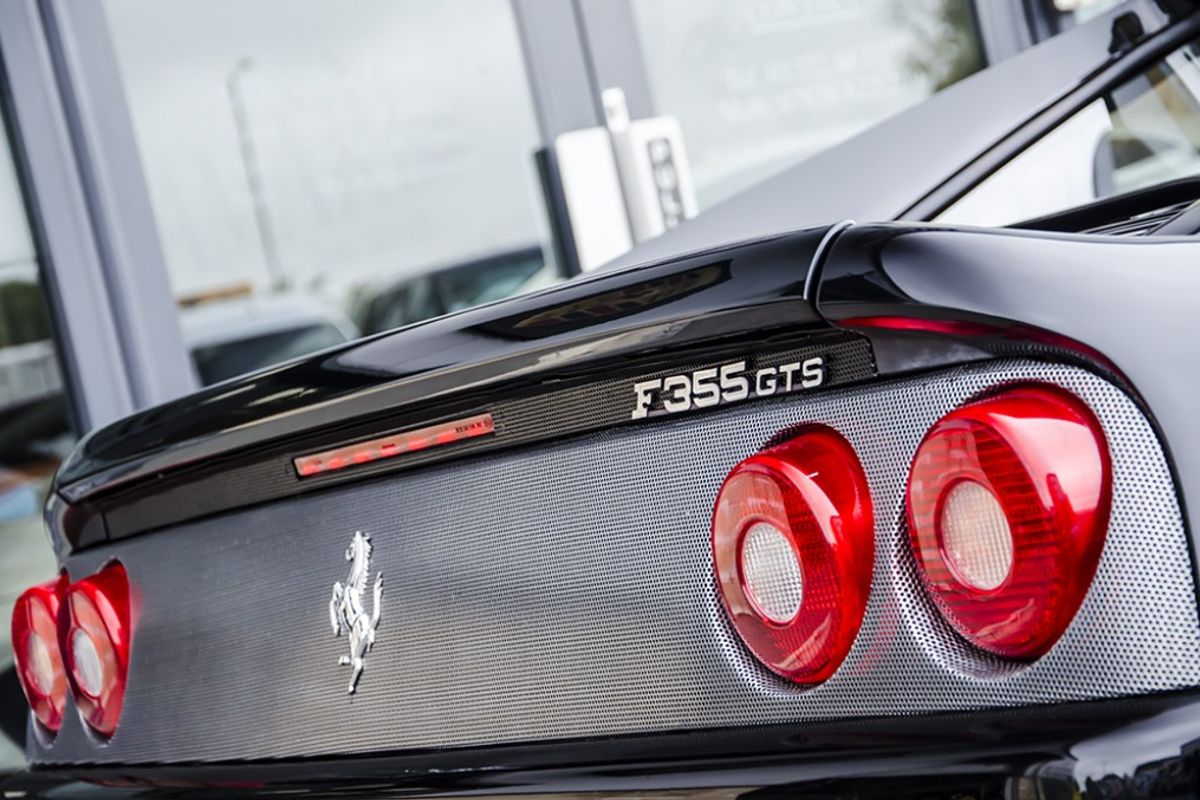 FERRARI F355 TARGA GTS