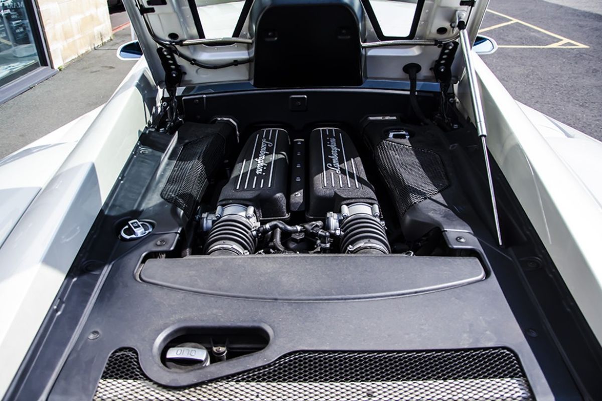 LAMBORGHINI GALLARDO COUPE LP 560-4 E Gear