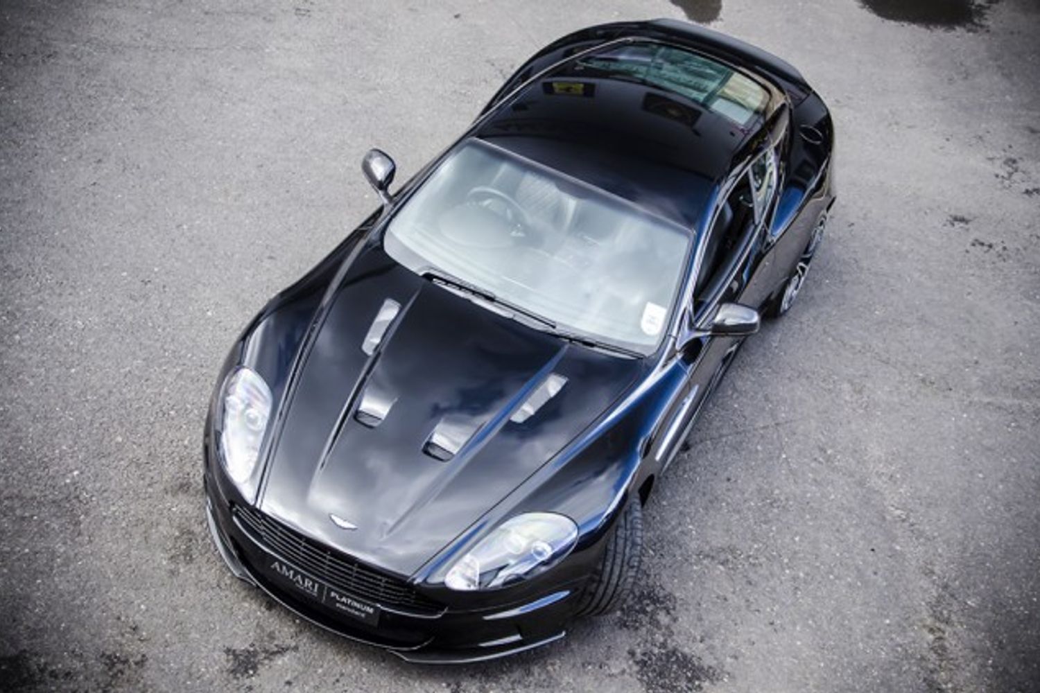 ASTON MARTIN DBS Ultimate Edition No 77/100