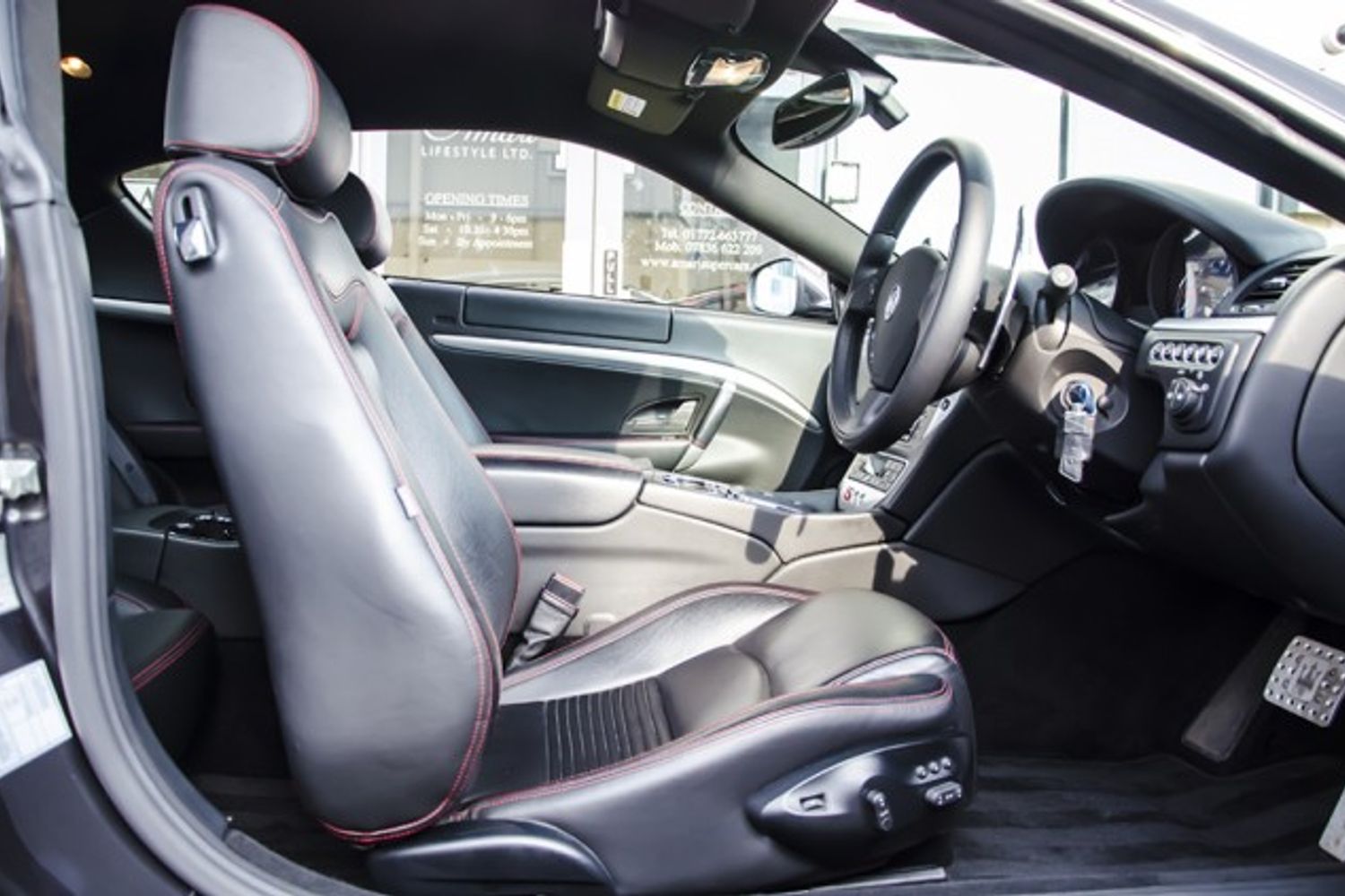 MASERATI GRANTURISMO COUPE V8 S MC Shift
