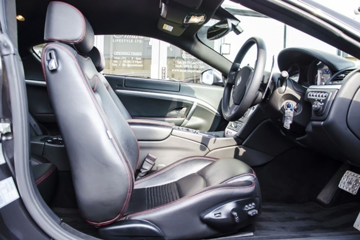 MASERATI GRANTURISMO COUPE V8 S MC Shift