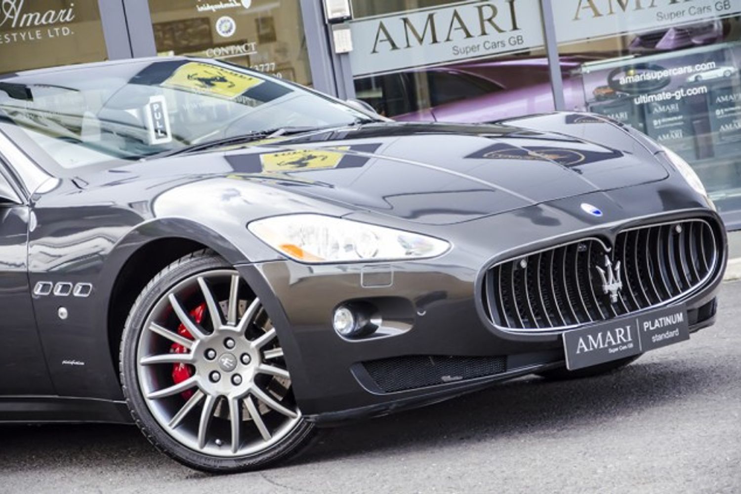 MASERATI GRANCABRIO CONVERTIBLE V8 Auto