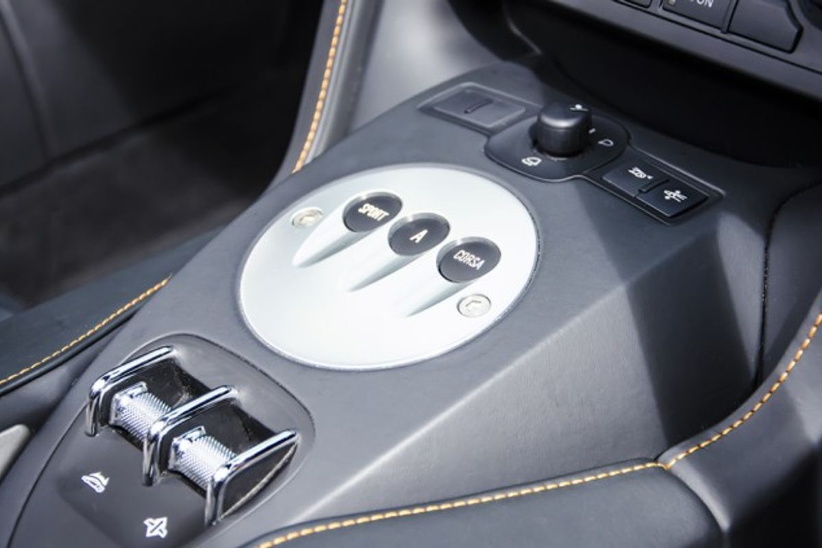 LAMBORGHINI GALLARDO SPYDER LP 560-4 E Gear