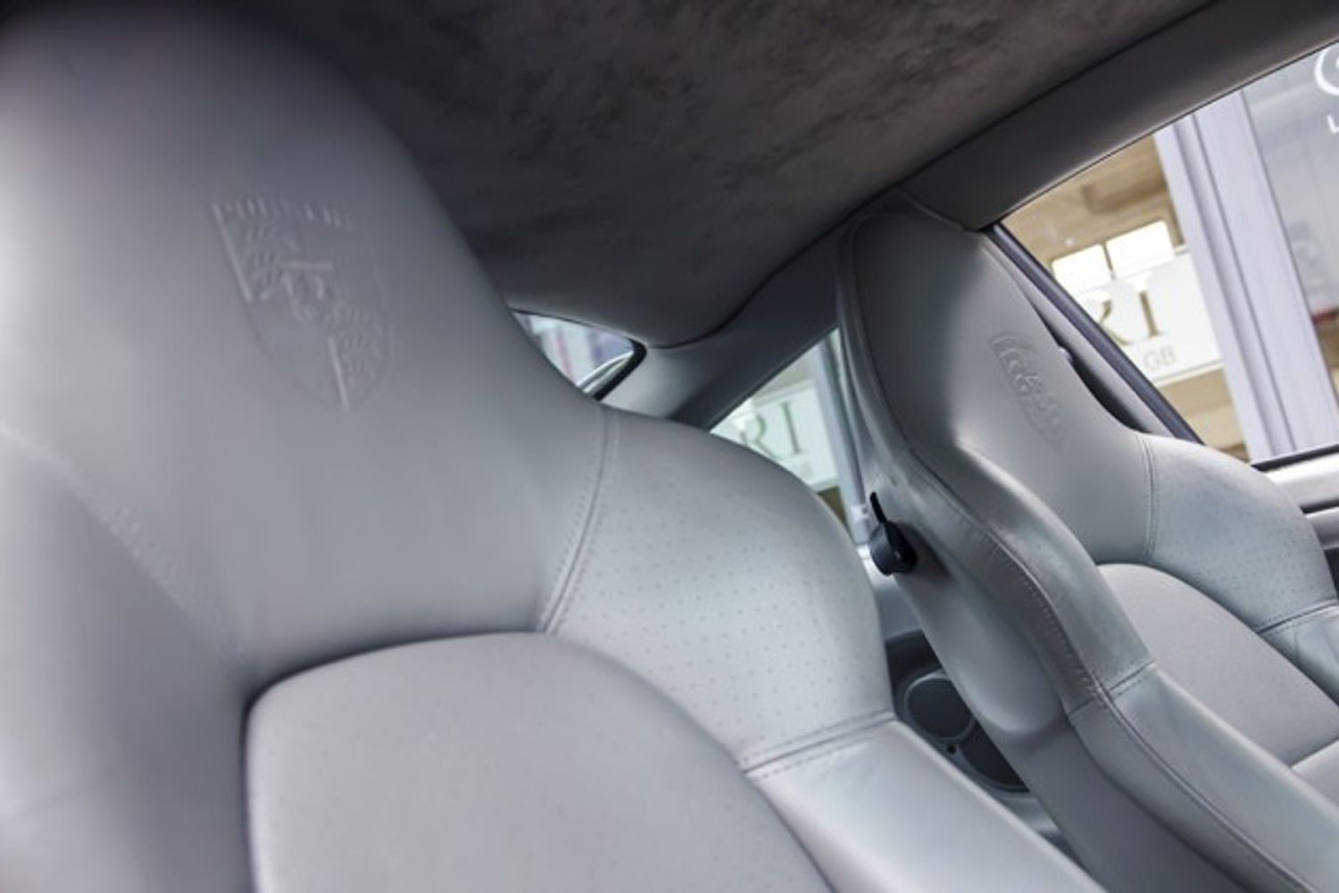 PORSCHE 911 [996] TURBO COUPE 2dr Tiptronic S