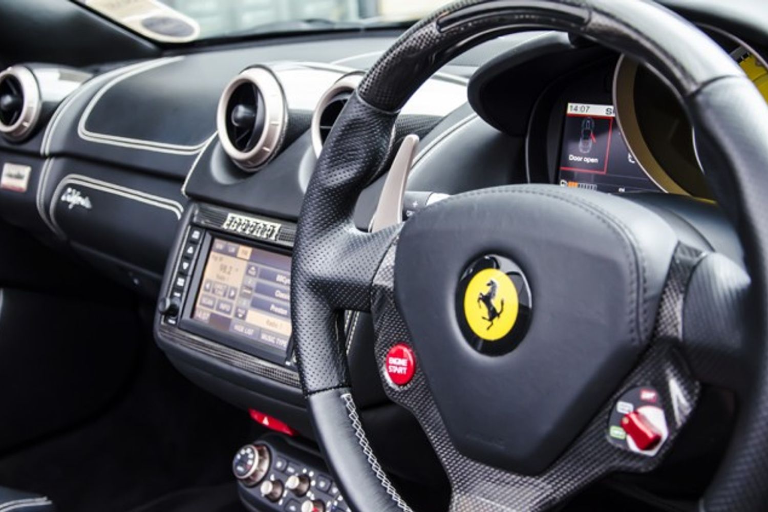FERRARI CALIFORNIA CONVERTIBLE 2+ F1