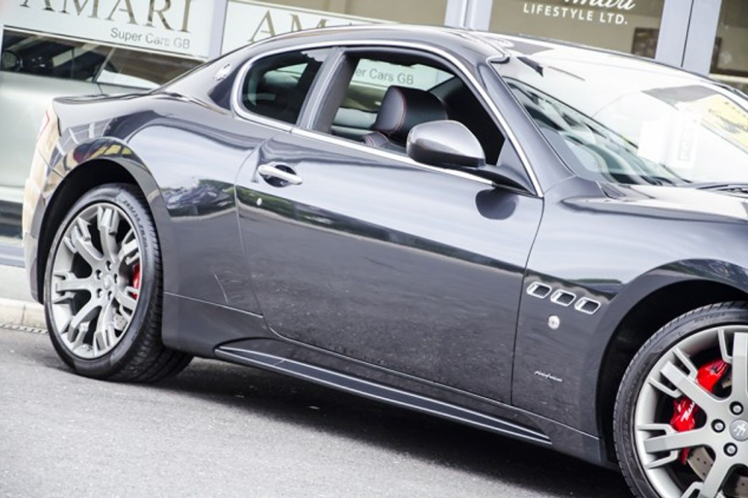 MASERATI GRANTURISMO COUPE V8 S MC Shift