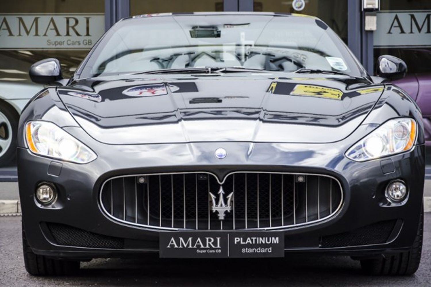 MASERATI GRANCABRIO CONVERTIBLE V8 Auto