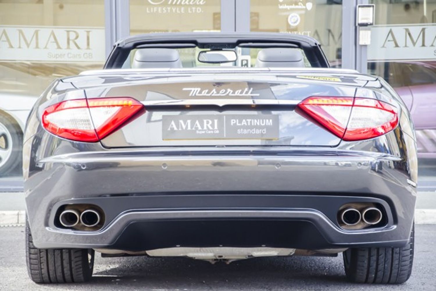 MASERATI GRANCABRIO CONVERTIBLE V8 Auto