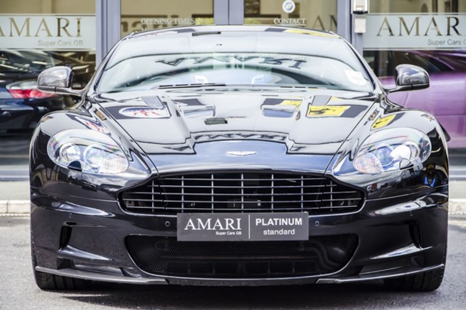 ASTON MARTIN DBS Ultimate Edition No 77/100