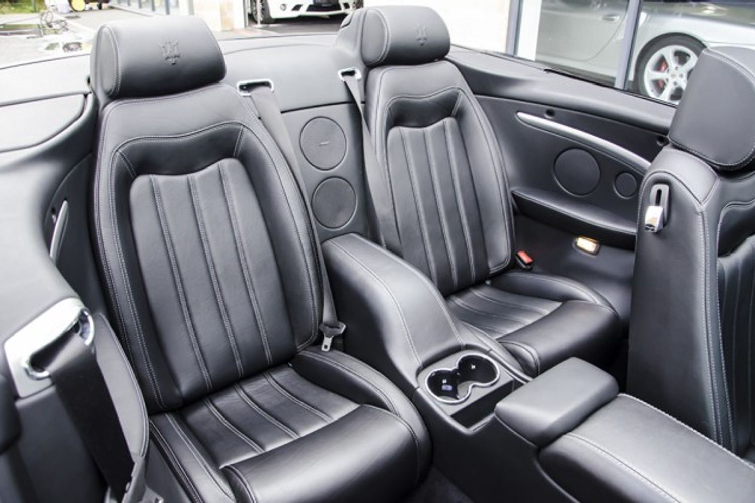MASERATI GRANCABRIO CONVERTIBLE V8 Auto