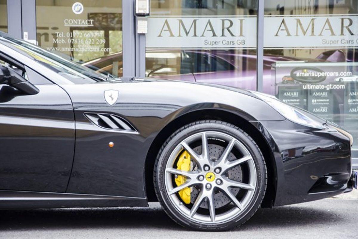 FERRARI CALIFORNIA CONVERTIBLE 2+ F1