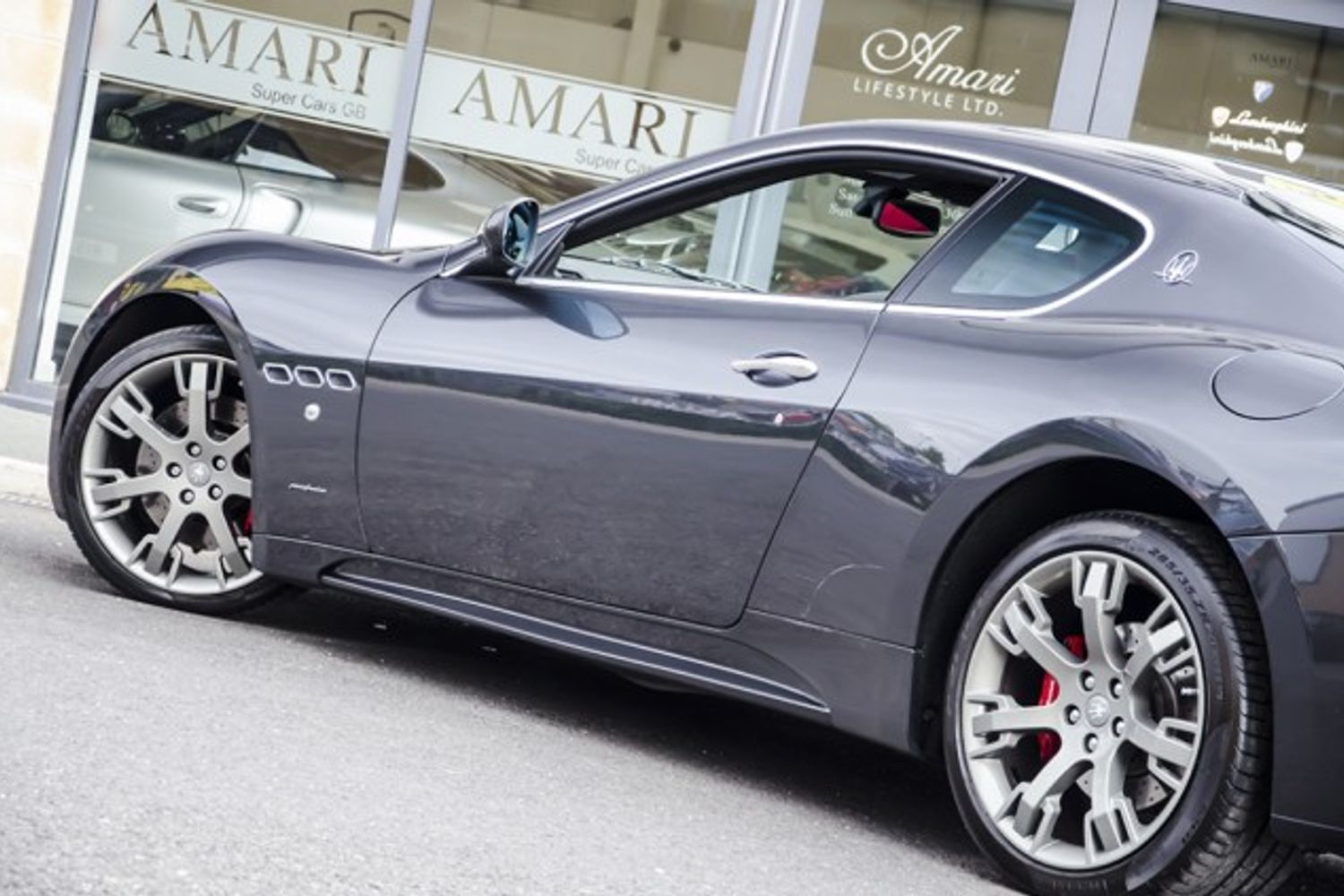 MASERATI GRANTURISMO COUPE V8 S MC Shift