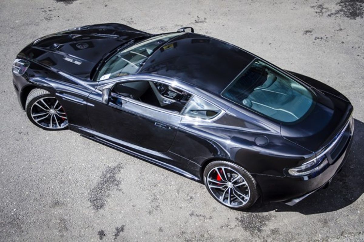 ASTON MARTIN DBS Ultimate Edition No 77/100