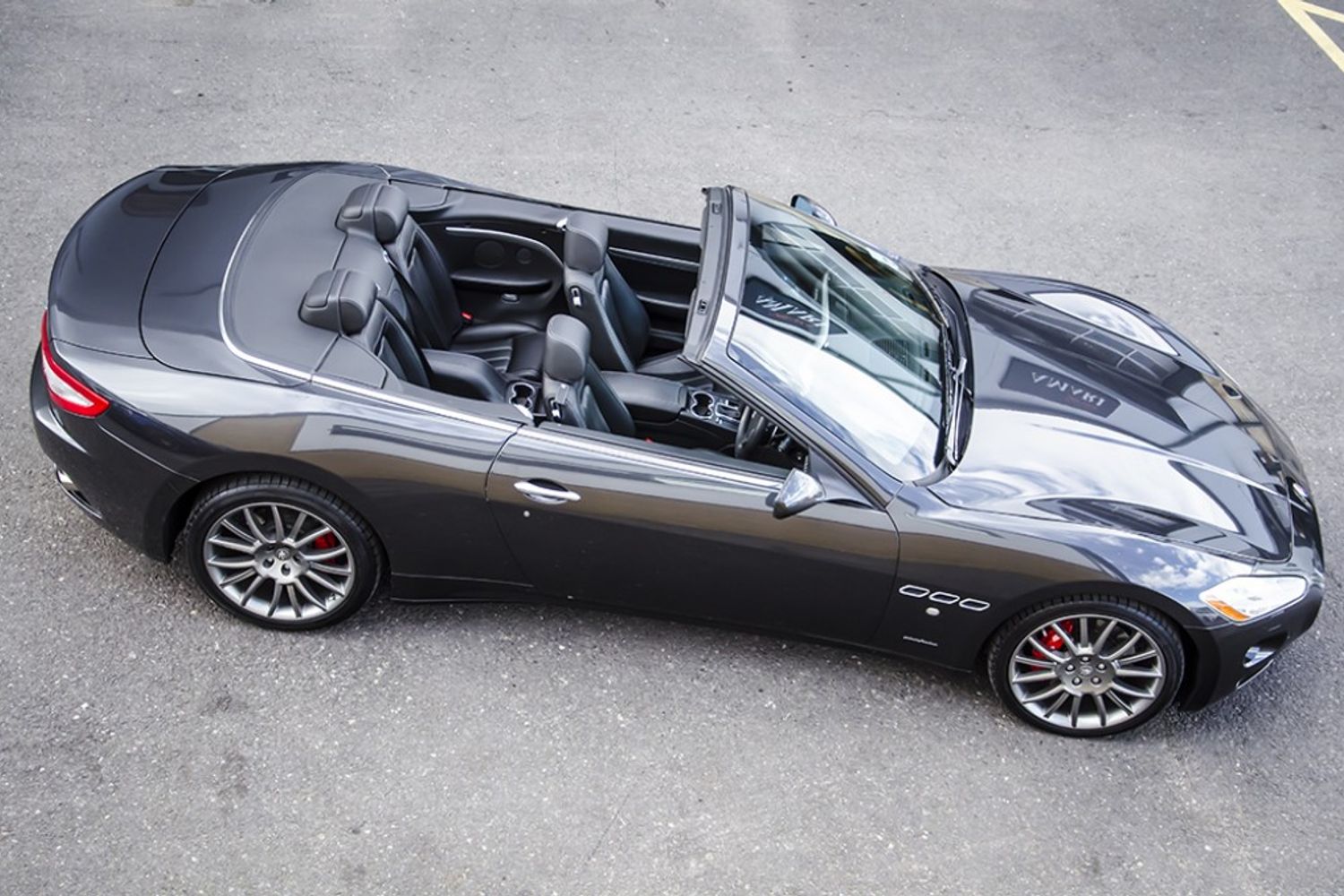 MASERATI GRANCABRIO CONVERTIBLE V8 Auto
