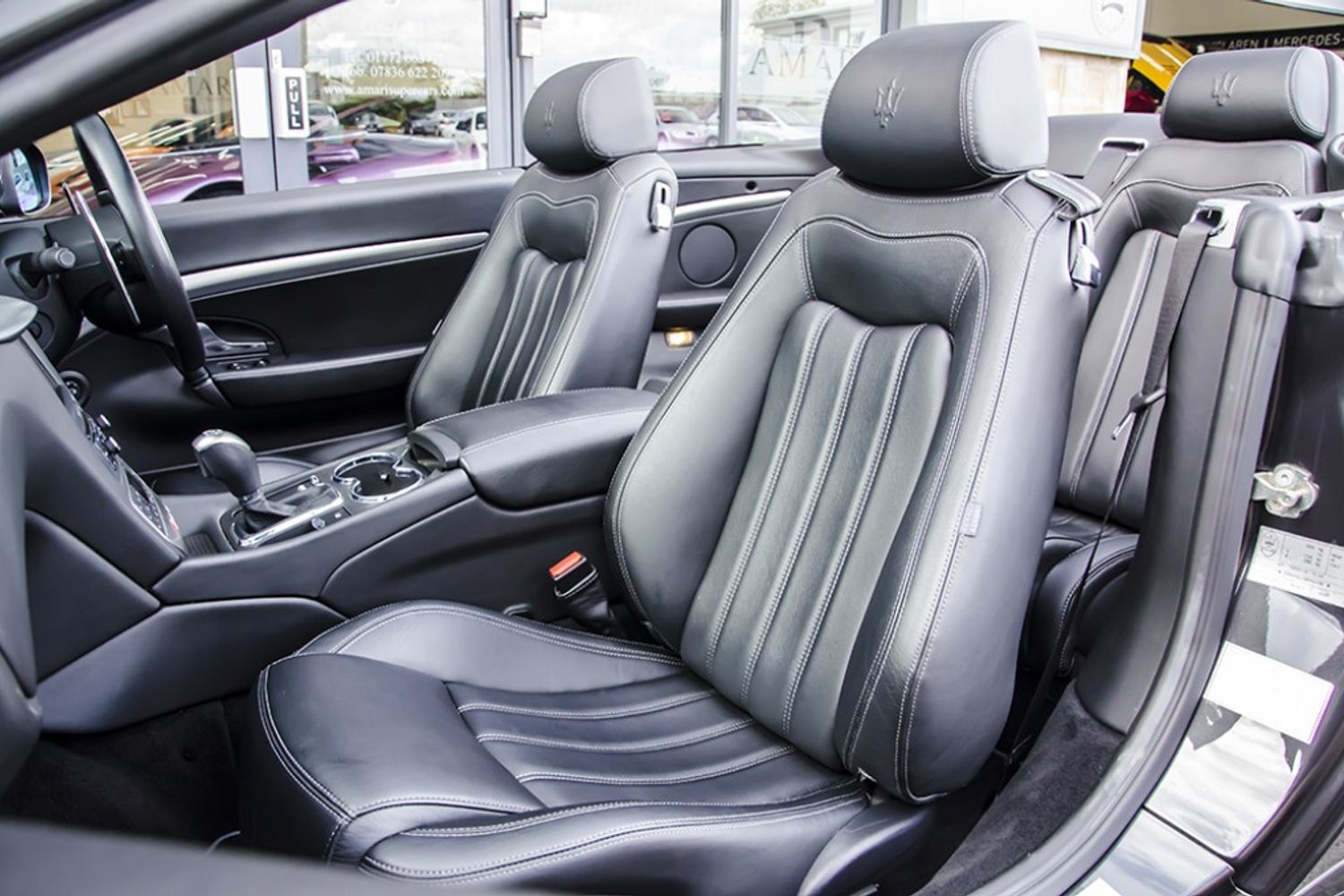 MASERATI GRANCABRIO CONVERTIBLE V8 Auto