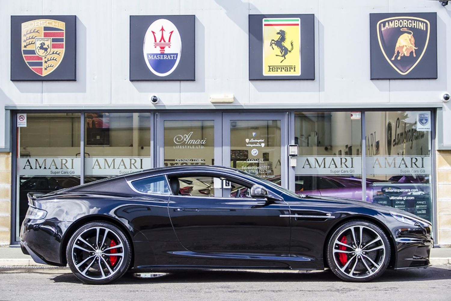 ASTON MARTIN DBS Ultimate Edition No 77/100