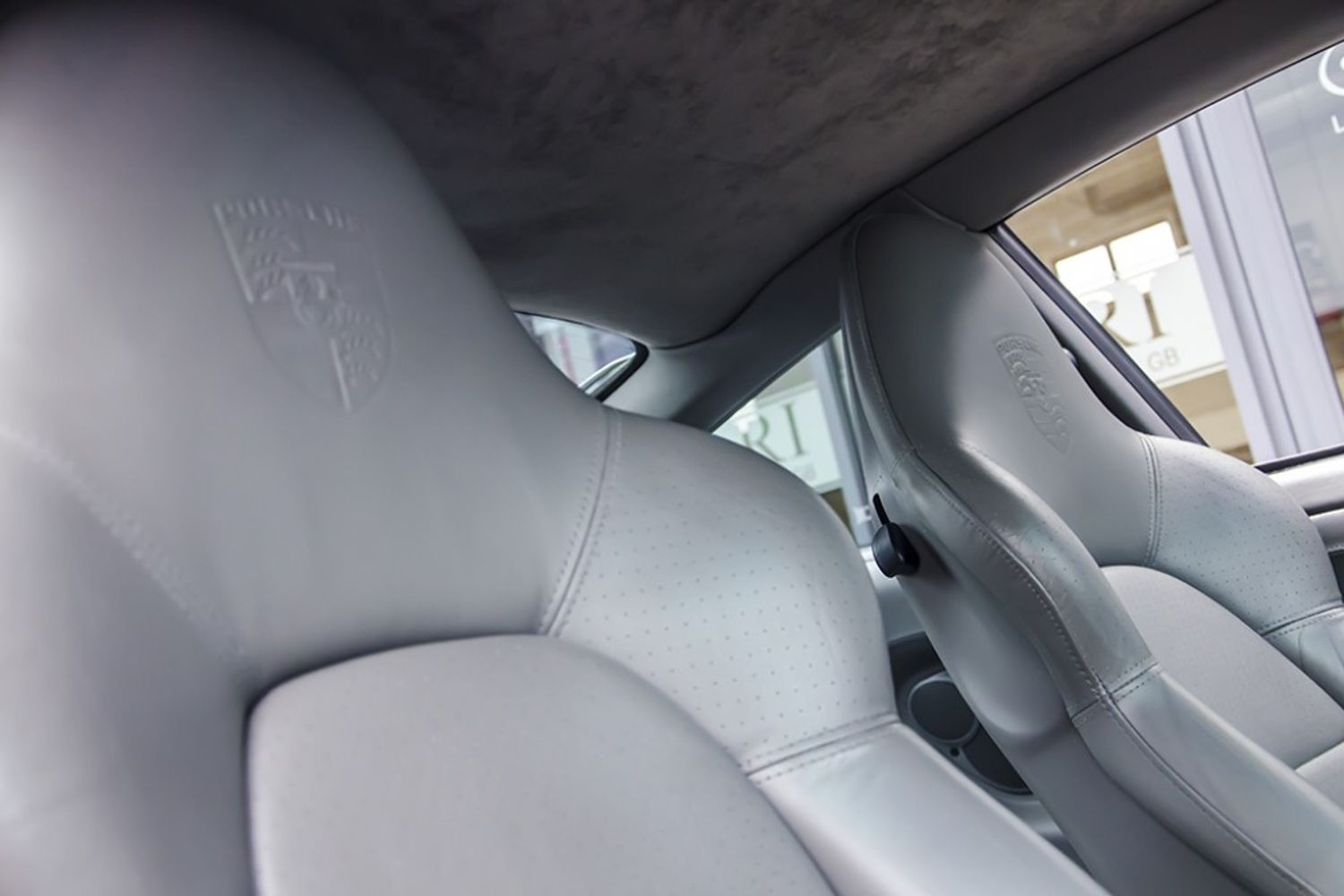PORSCHE 911 [996] TURBO COUPE 2dr Tiptronic S