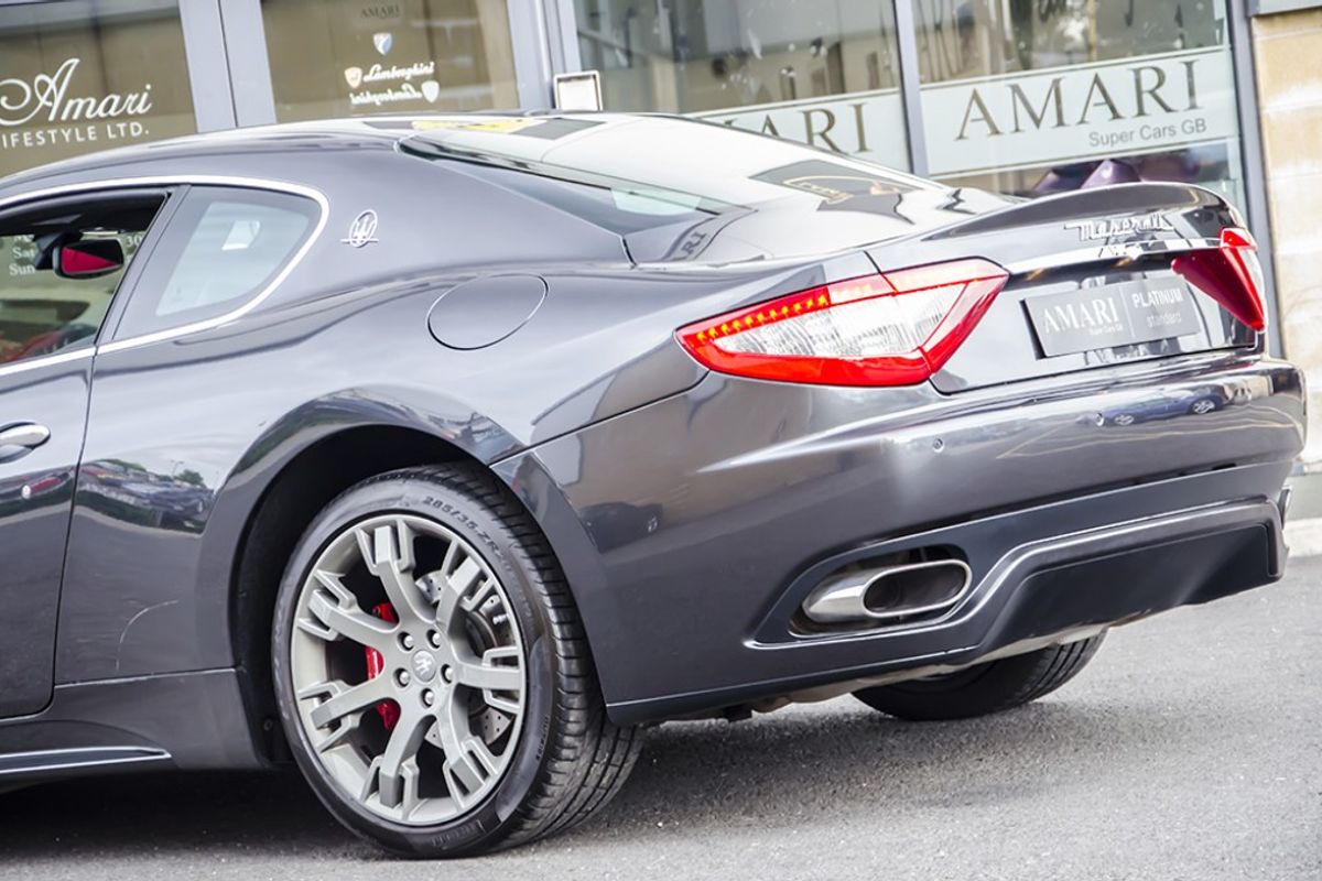 MASERATI GRANTURISMO COUPE V8 S MC Shift