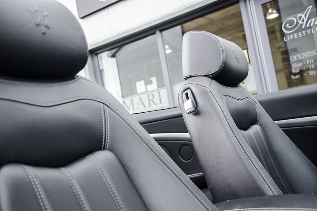 MASERATI GRANCABRIO CONVERTIBLE V8 Auto